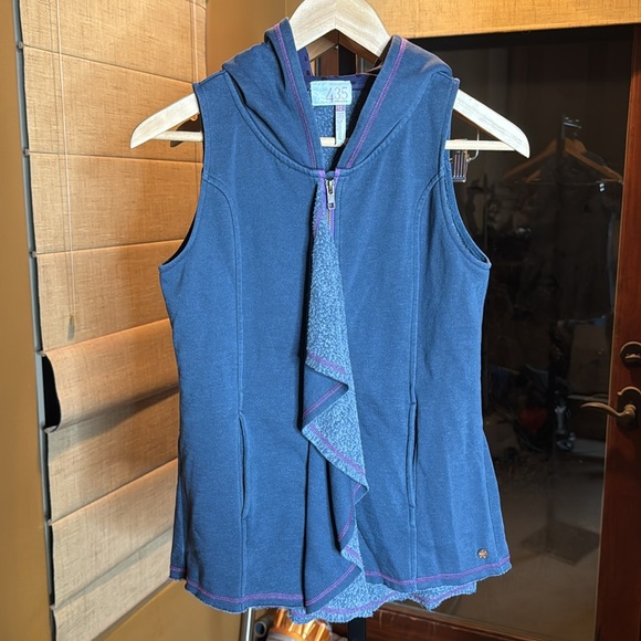Matilda Jane 435 My Compass Blue Sleeveless Vest Size 12 - Picture 3 of 7